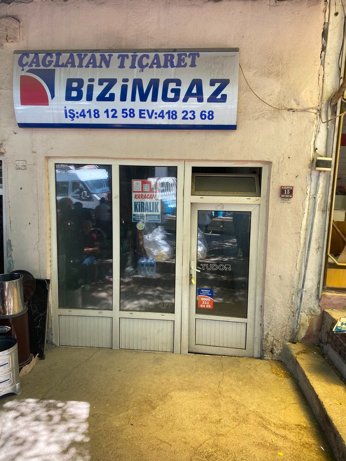 KARACAN EMLAK’TAN SİVAS DİVRİĞİ CUMHURİYET MEYDANI YANI YÜKSEK TABELA DEĞERLİ KİRALIK DÜKKAN — Emlak, Mercantepe, Divriği