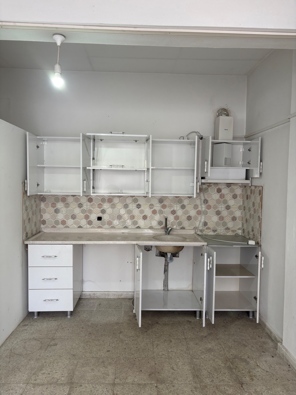 Satılık Mutfak Dolabı — Mobilya, Giyim & Elektronik, Mercantepe, Divriği